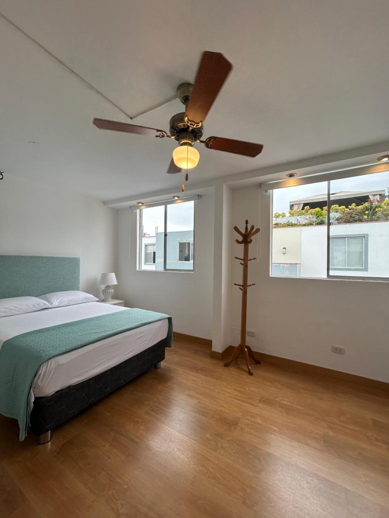Mar Private Rooms Lima Ngoại thất bức ảnh