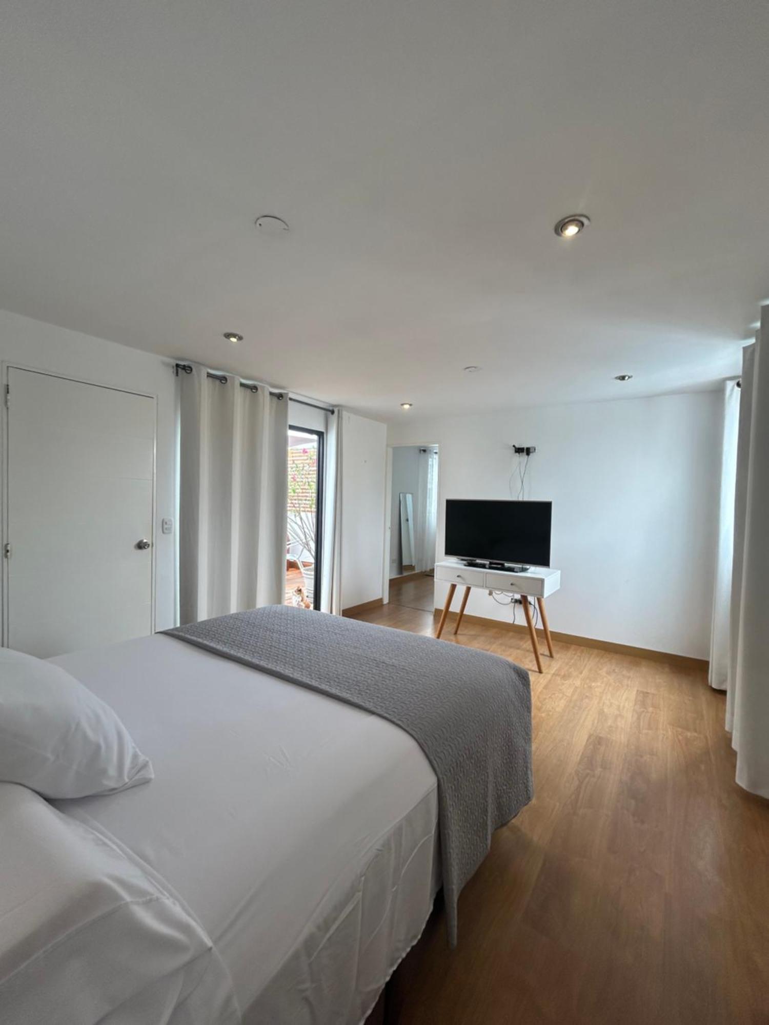 Mar Private Rooms Lima Ngoại thất bức ảnh